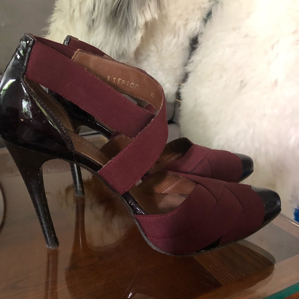 Maroon Pumps - Picture 2 of 2
